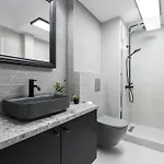 Sunny 2br Flat - Location - Charming Balcony