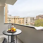 Sunny 2br Flat - Location - Charming Balcony * 부쿠레슈티