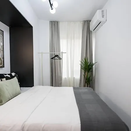 Appartement Sunny 2br Flat - Location - Charming Balcony *