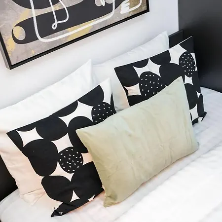 Appartement Sunny 2br Flat - Location - Charming Balcony *