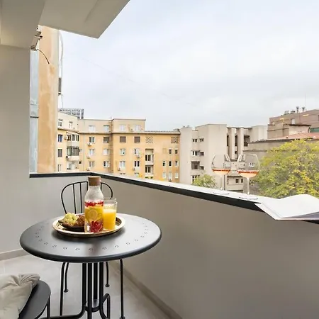 Sunny 2br Flat - Location - Charming Balcony * Boekarest
