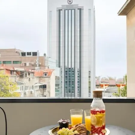 Apartamento Sunny 2br Flat - Location - Charming Balcony Bucarest