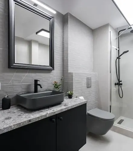 Διαμέρισμα Sunny 2br Flat - Location - Charming Balcony