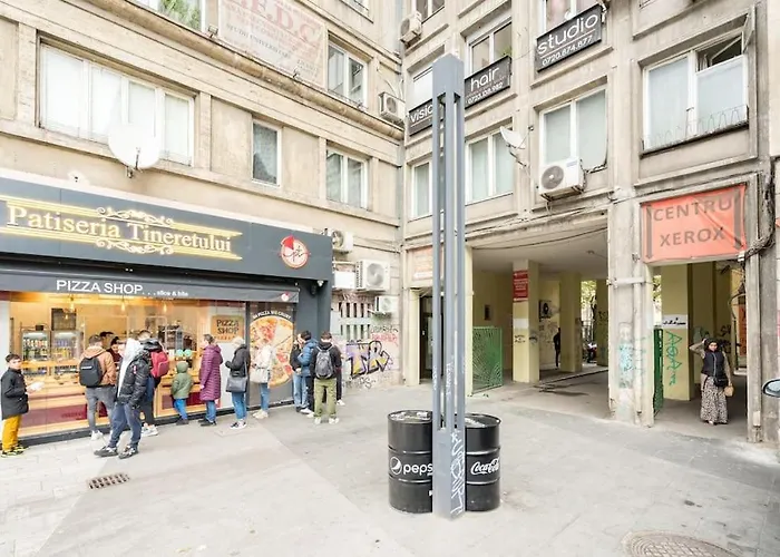 Sunny 2br Flat - Location - Charming Balcony