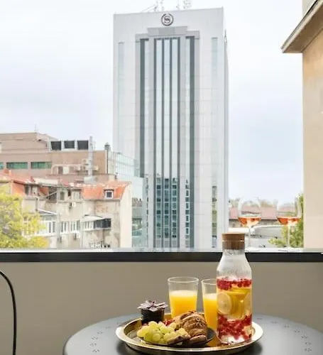 Appartement Sunny 2br Flat - Location - Charming Balcony Bucarest