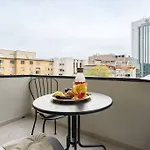 Sunny 2br Flat - Location - Charming Balcony شقة *