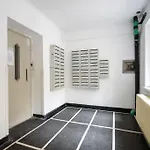 شقة Sunny 2br Flat - Location - Charming Balcony